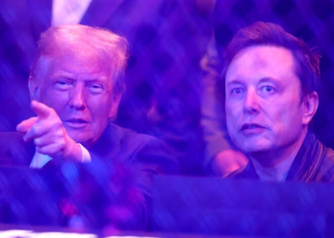 Trump Musk’ın roketini izledi